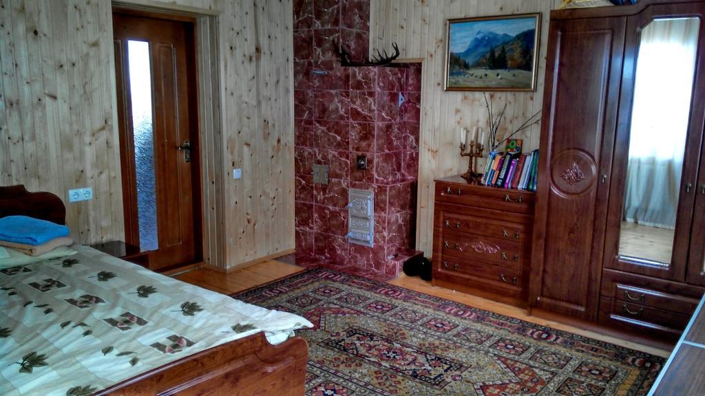 Cottage Ozerniy Lazeshchyna Oda fotoğraf