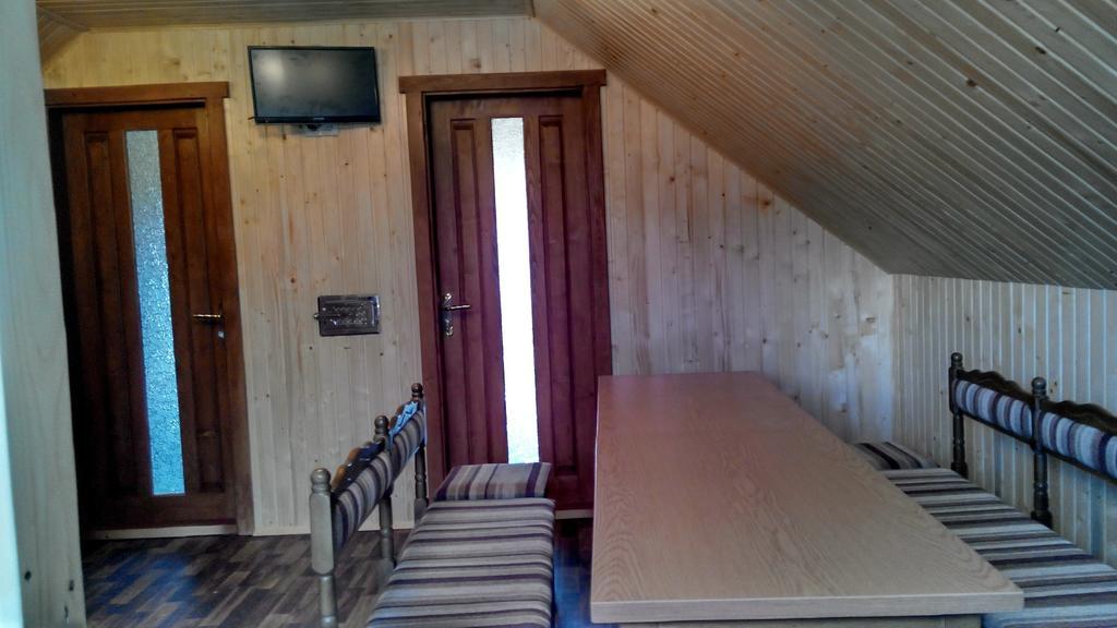 Cottage Ozerniy Lazeshchyna Oda fotoğraf